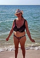 Busty Petra